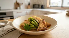 春の香りをやさしく煮含める:つわと筍、厚揚げのほろ苦い煮物レシピ