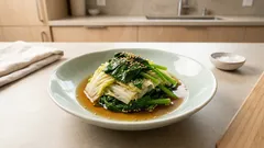 白菜とほうれん草をさっと茹でて麺つゆで和えるだけ。簡単お浸しの作り方